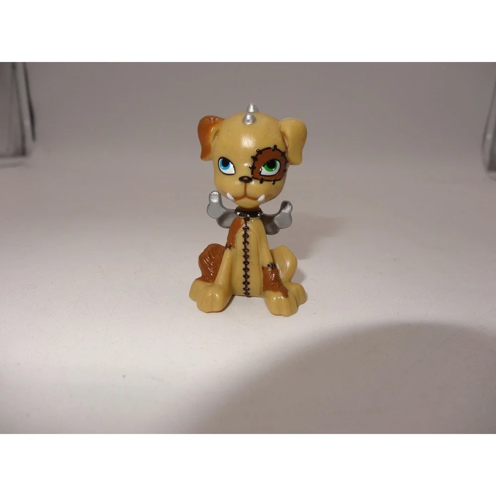 Monster High 1st Wave Pets Frankie Stein Watzit Dog Figure Tan 2010 Mattel